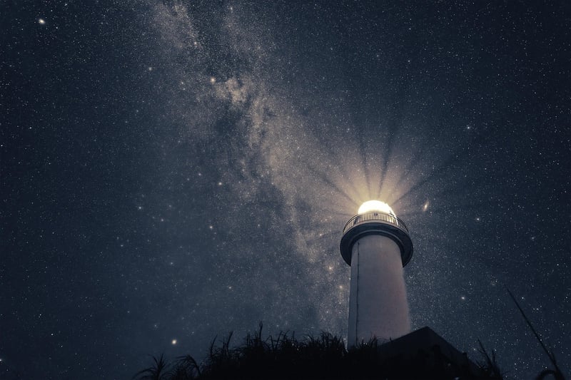 Gardeners connecting under the stars